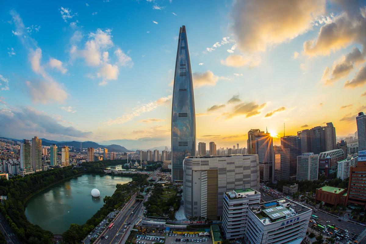 A Lotte World Tower